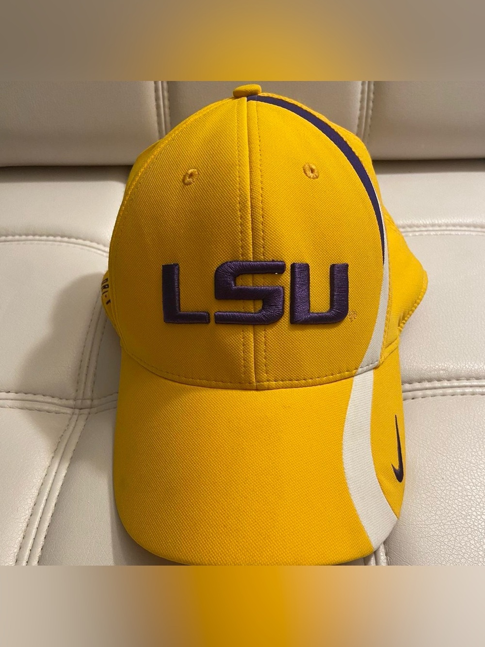 Nike Dri Fit LSU Tigers Hat Size Small/Medium